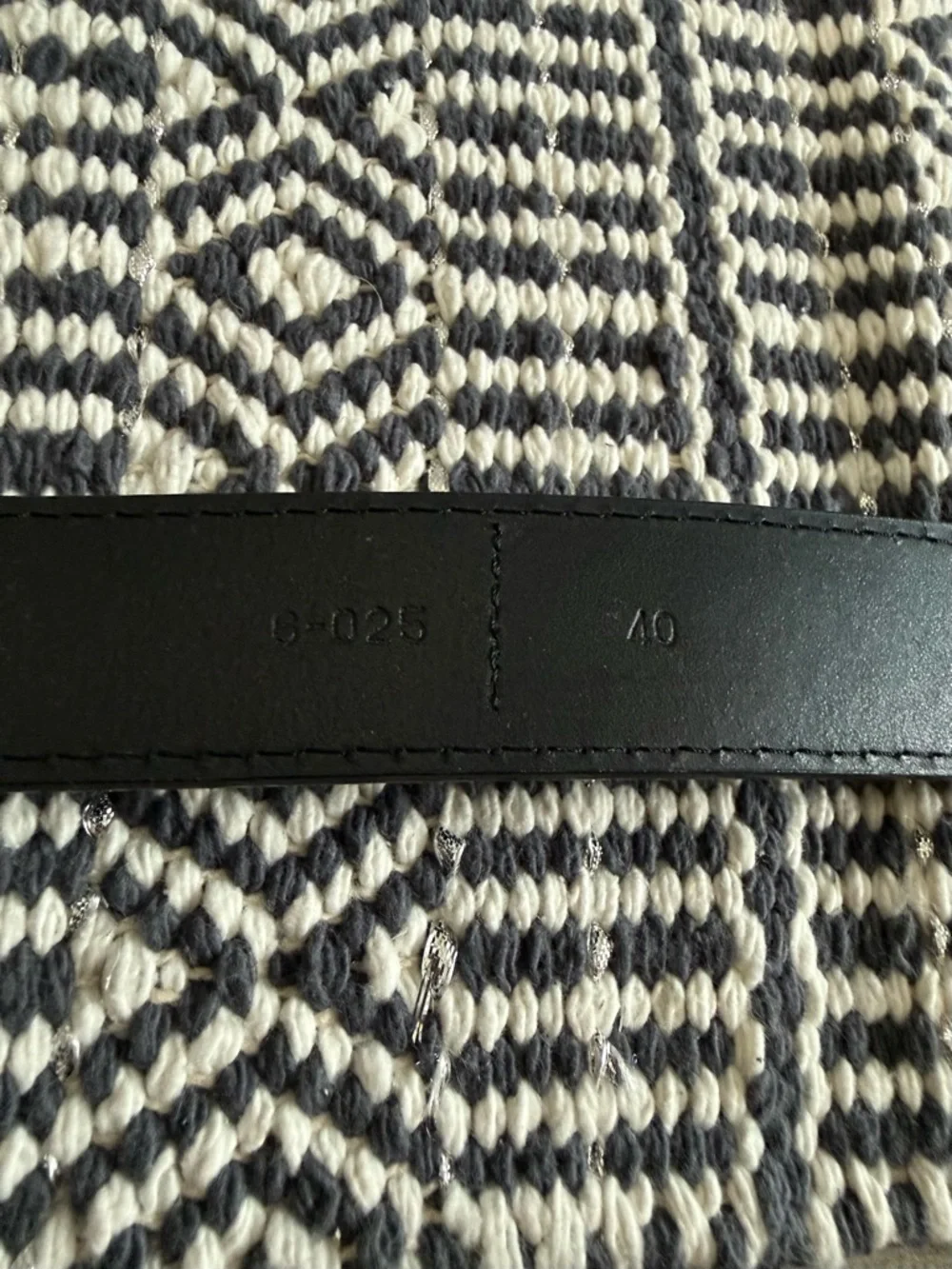STACY ADAMS Black Grain Leather Belt with Silver Buckle Chain Accent